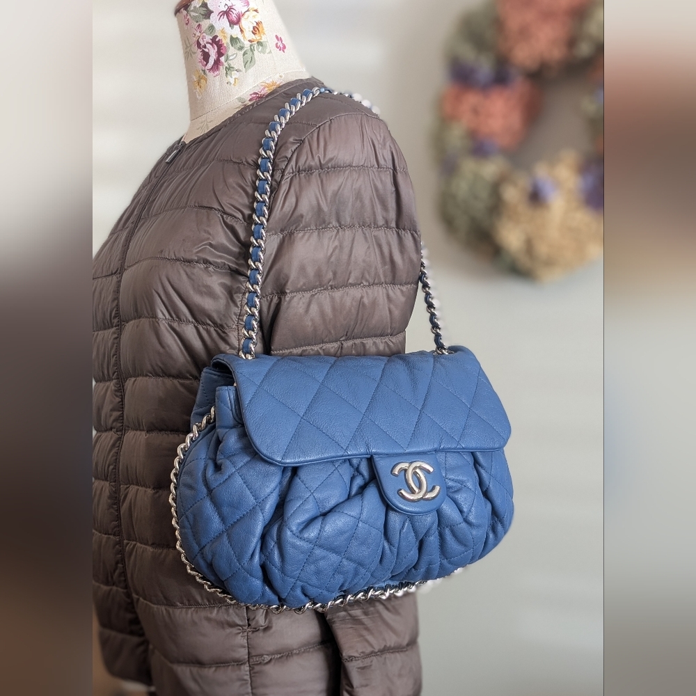 Chanel Blue Quilted Leather Chain Bag - Picture 13 of 16